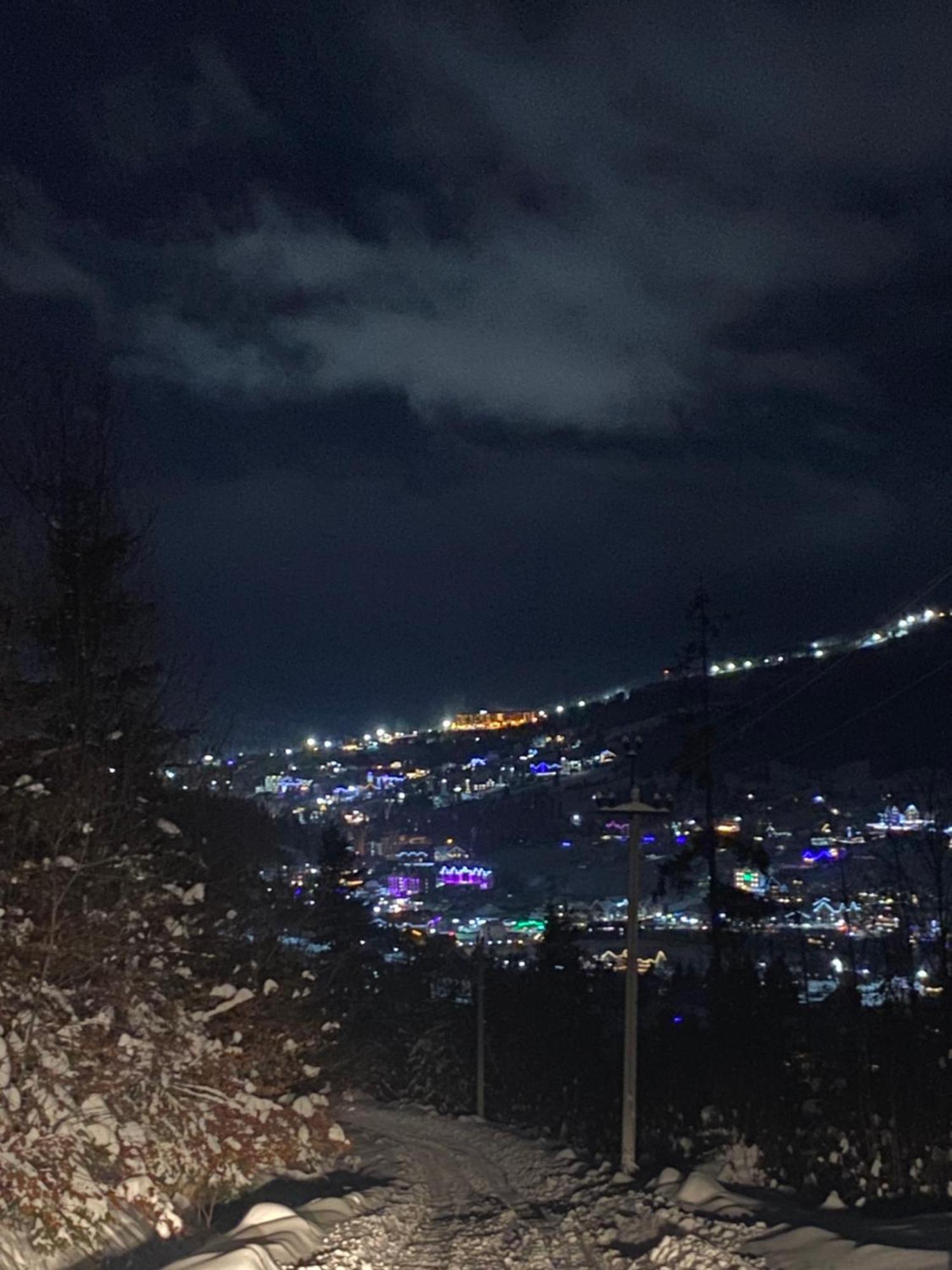 Hirska Kazka Hotel Polyanitsa Popovichevskaya ภายนอก รูปภาพ